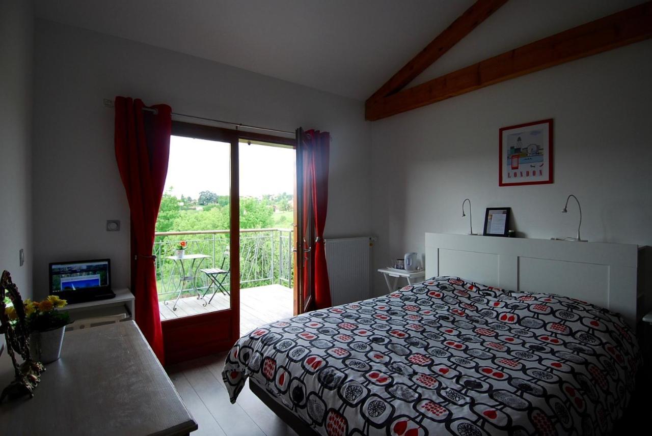 Maison D'Hotes Des 2 Chenes Bessenay Exterior foto